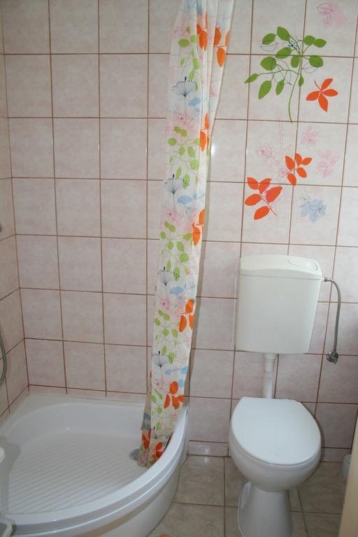 Hostel Aleje 28 Cracovia Camera foto
